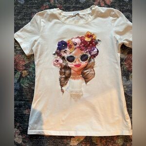 Women's Short Sleeve Tee with Floral Graphic